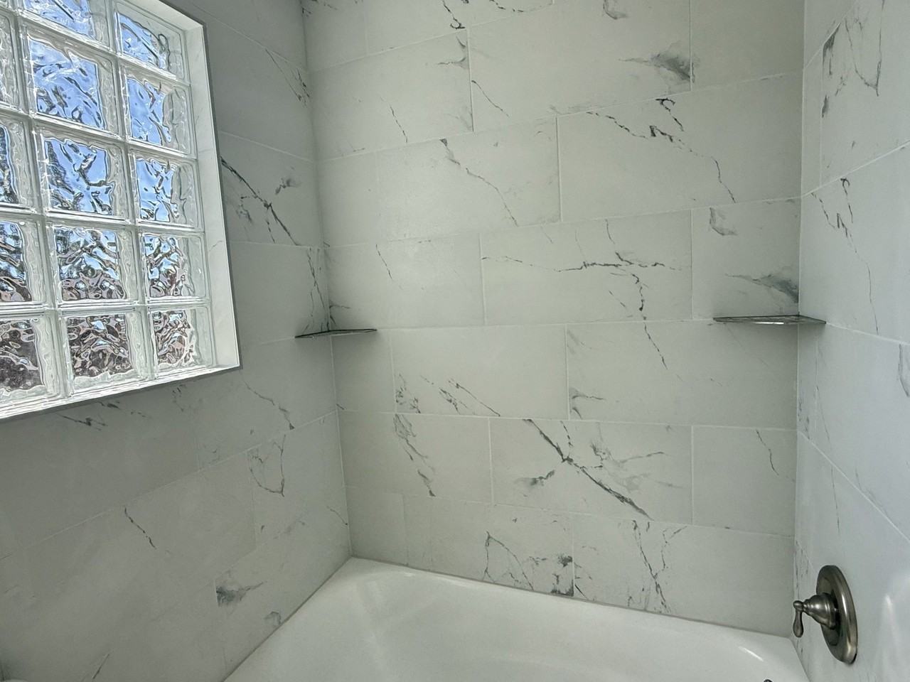 1234 Wasena Ave Sw #2 - Photo 3 of 16