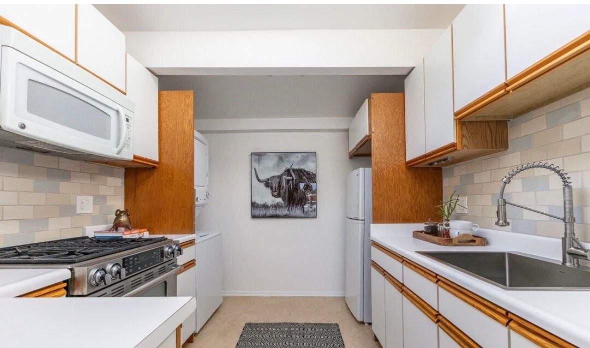 2235 1/2 Effie St #2235-1-2 - Photo 6 of 11