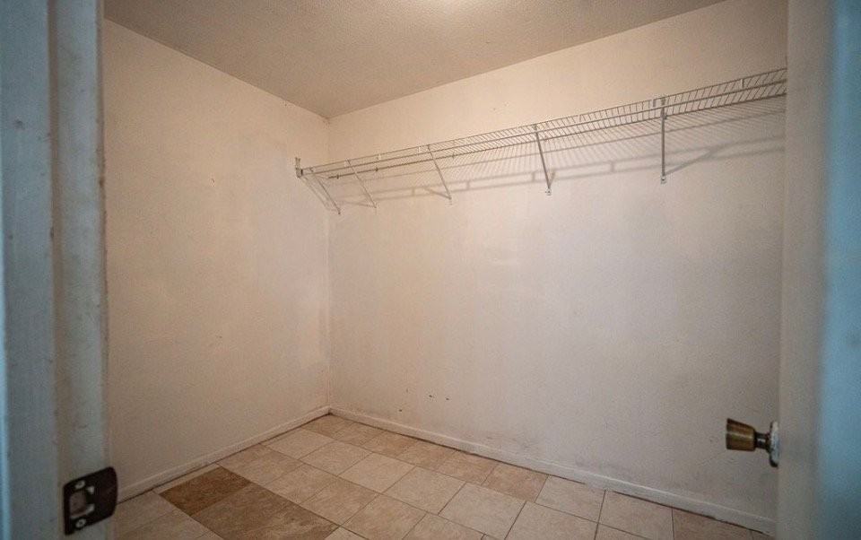 6606 Felgate Creek Ct - Photo 6 of 10