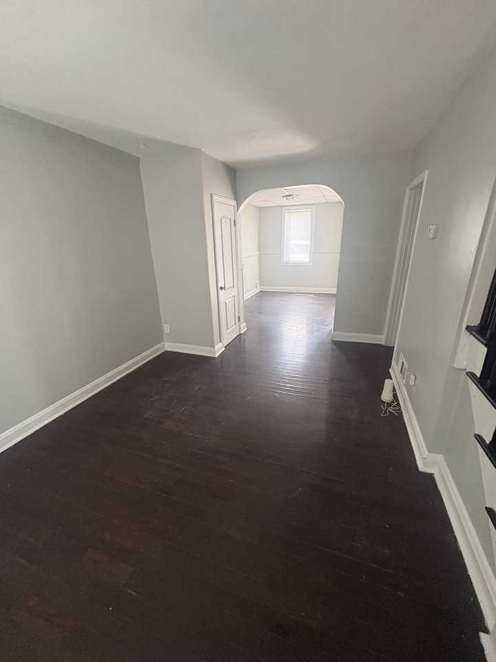 1910 Harman Ave - Photo 3 of 18