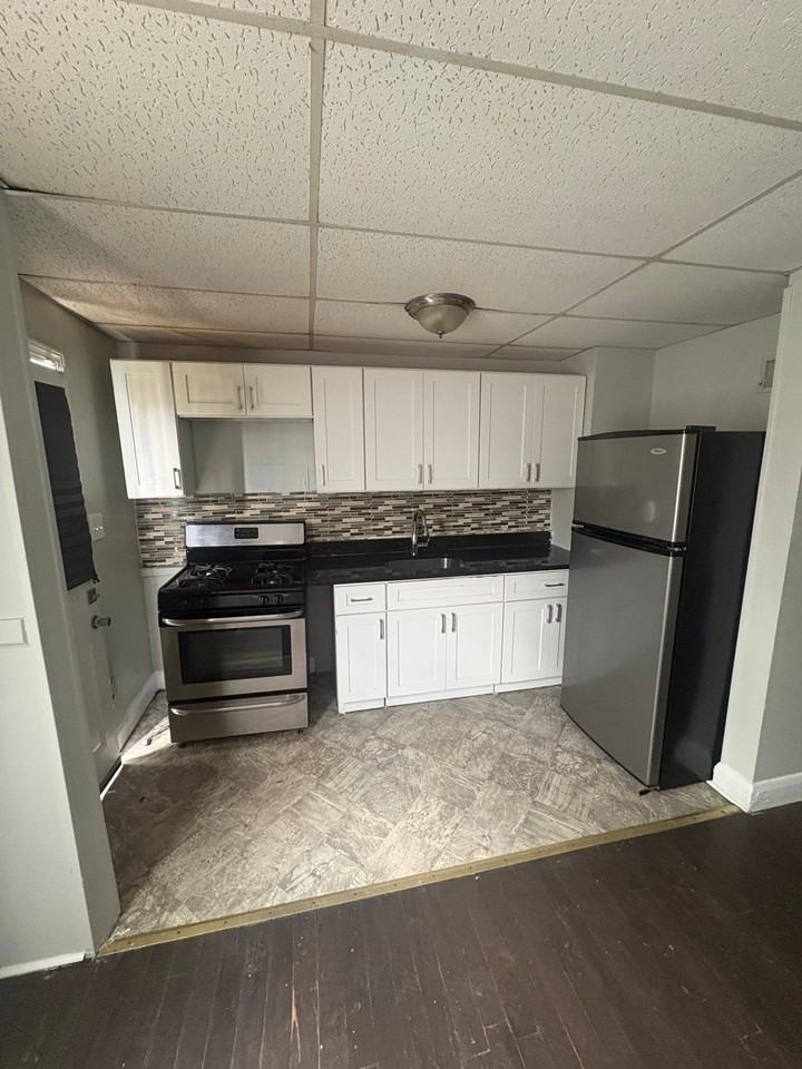 1910 Harman Ave - Photo 6 of 18