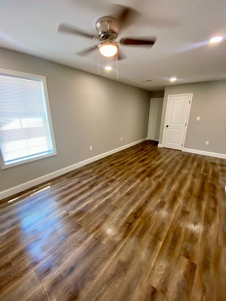 22037 Spidel Way - Photo 2 of 18