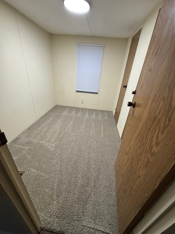 218 Fair Haven St - Photo 5 of 17