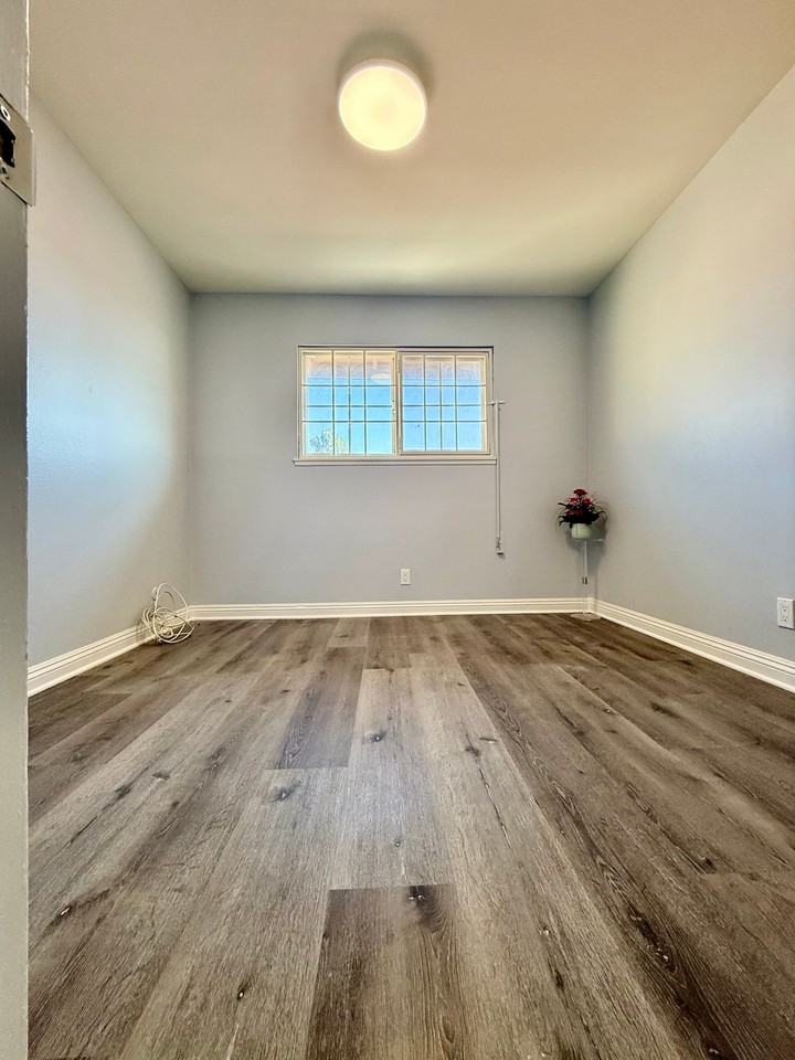 7765 Beechwood Way - Photo 2 of 6