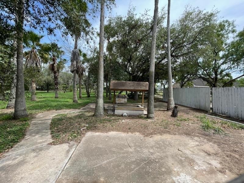 1709 E Sioux Rd #B - Photo 2 of 23