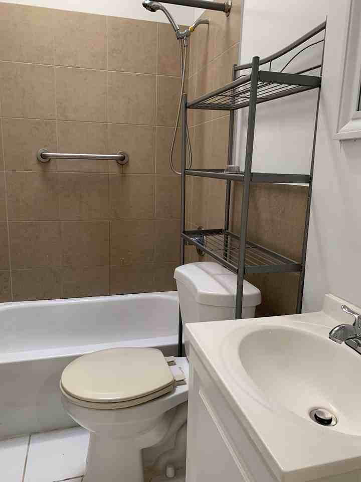 366 E 28th St #2A - Photo 6 of 6