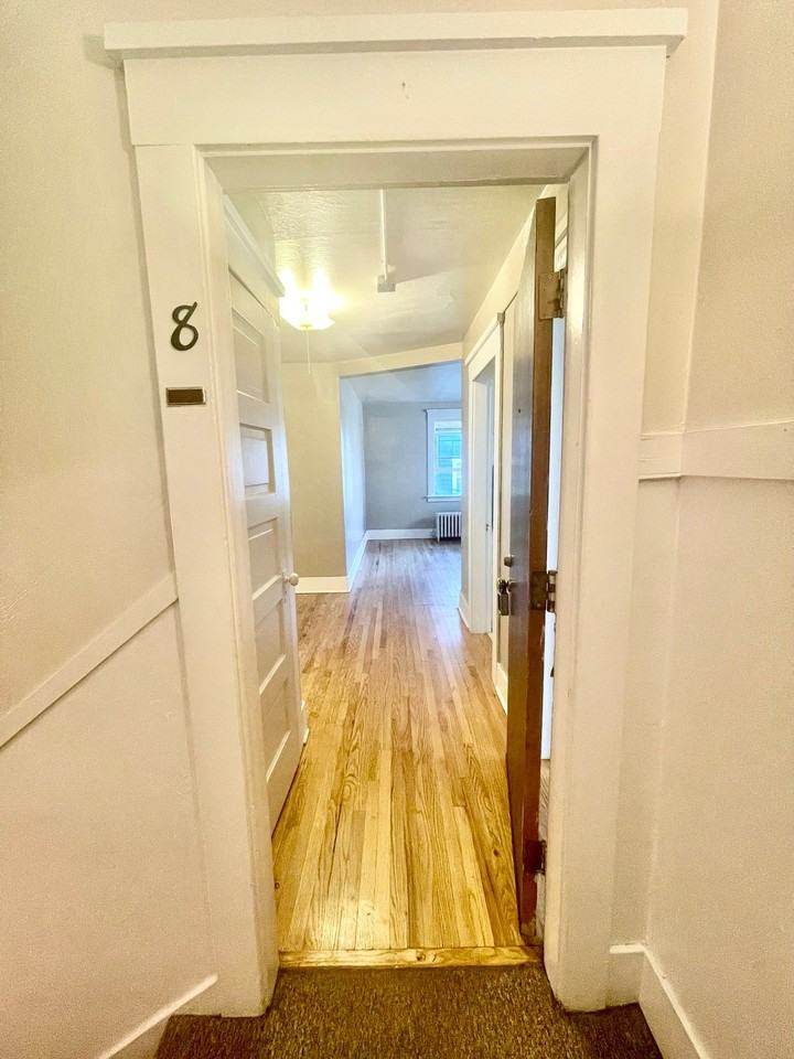 901 N M St #8 - Photo 2 of 17