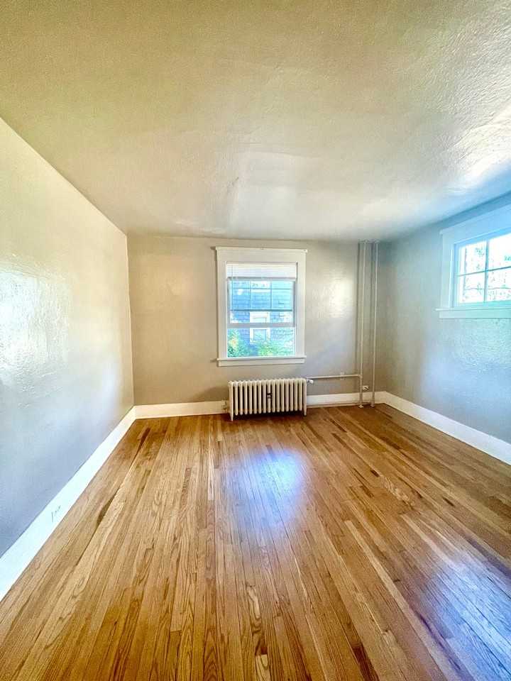 901 N M St #8 - Photo 4 of 17