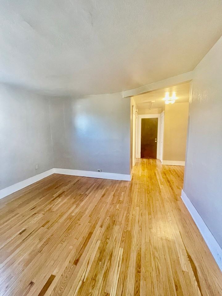 901 N M St #8 - Photo 6 of 17