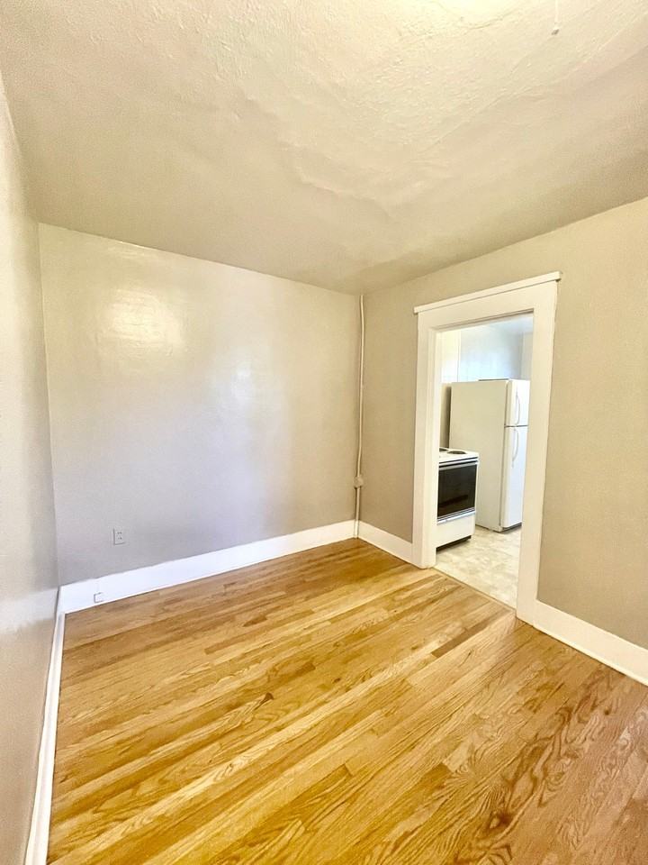 901 N M St #8 - Photo 7 of 17