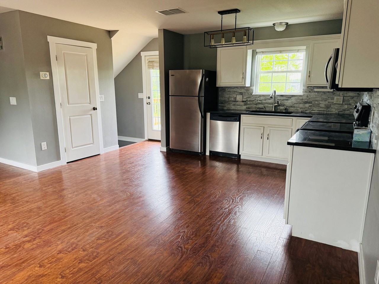 1733 Sw 32nd Ln - Photo 4 of 14