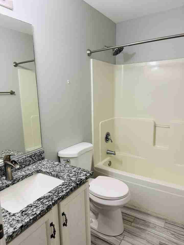1733 Sw 32nd Ln - Photo 7 of 14