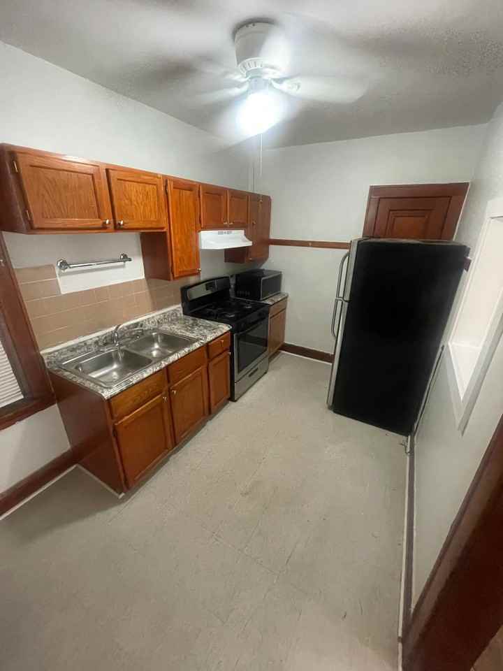 4958 W Crystal St #1 - Photo 6 of 12