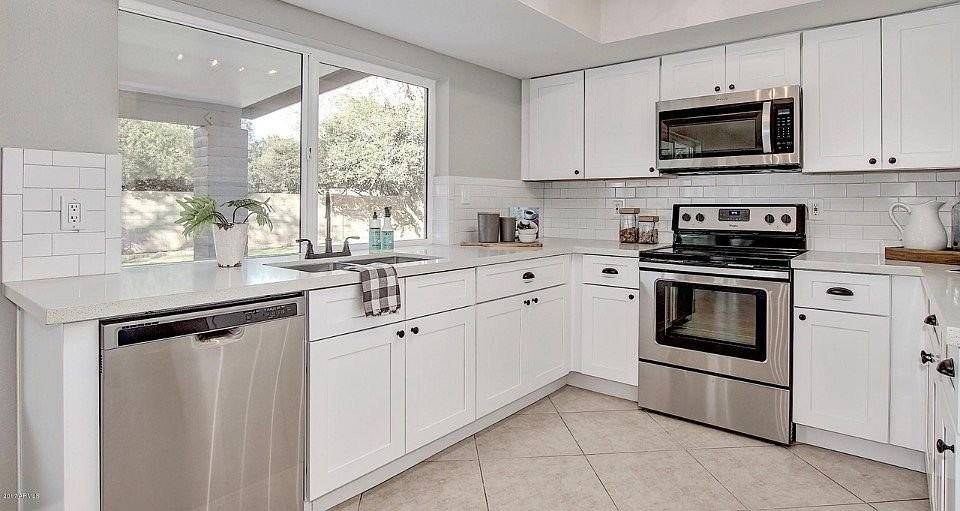 904 W Monte Ave - Photo 4 of 15