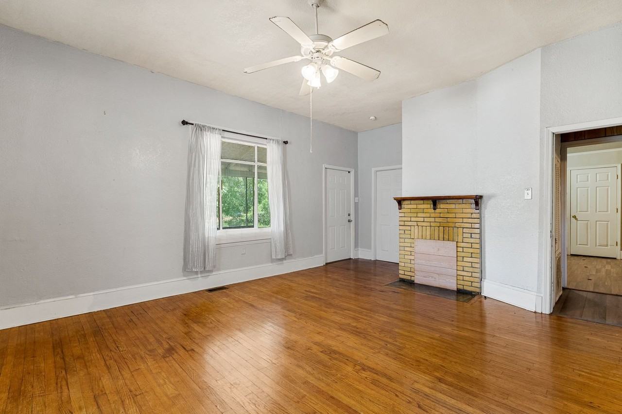 902 Pickens St - Photo 3 of 20