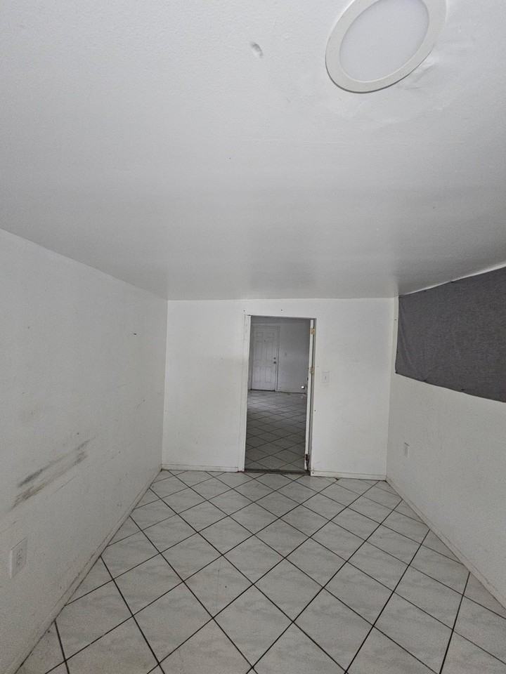 4732 Sw 46th Ln #4745 - Photo 5 of 8