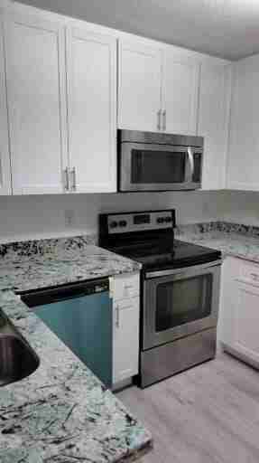 6550 Morgan Hill Trl