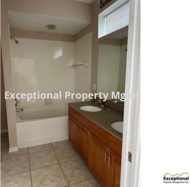 1085 Hancock Creek South Blvd #203 - Photo 5 of 13