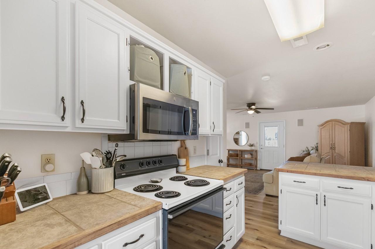 2409 W Mulberry St #NA - Photo 3 of 19