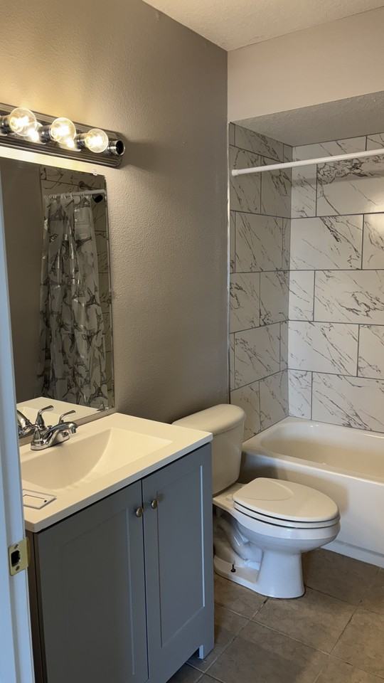 7225 Boca Ciega Dr #8 - Photo 6 of 24