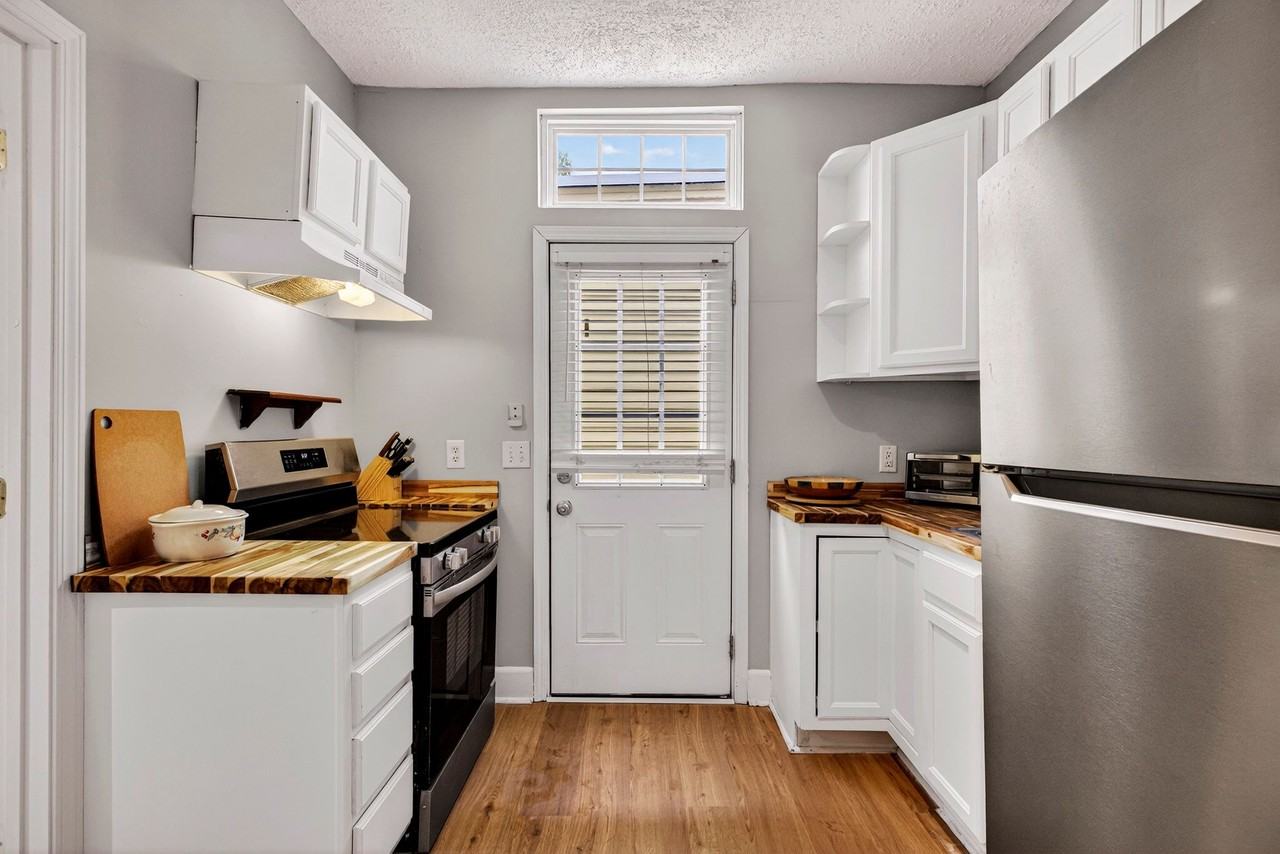 530 E Gordon Ln #NA - Photo 7 of 15
