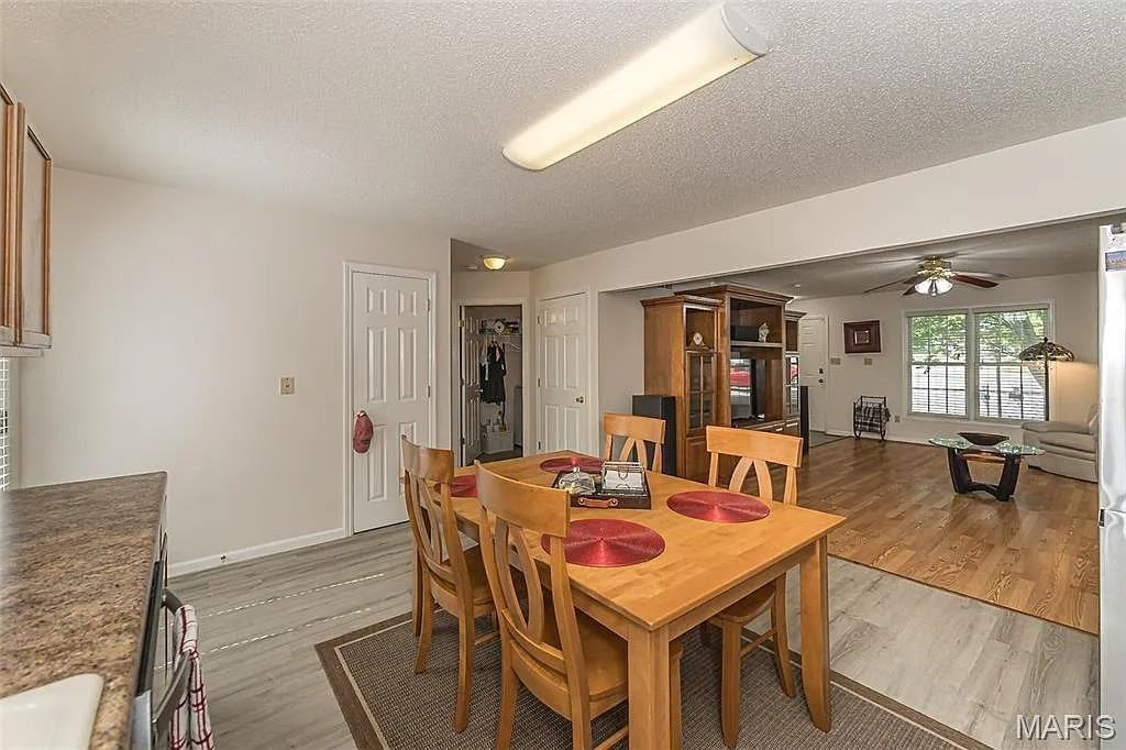 1079 Goss Ct #NA - Photo 4 of 17