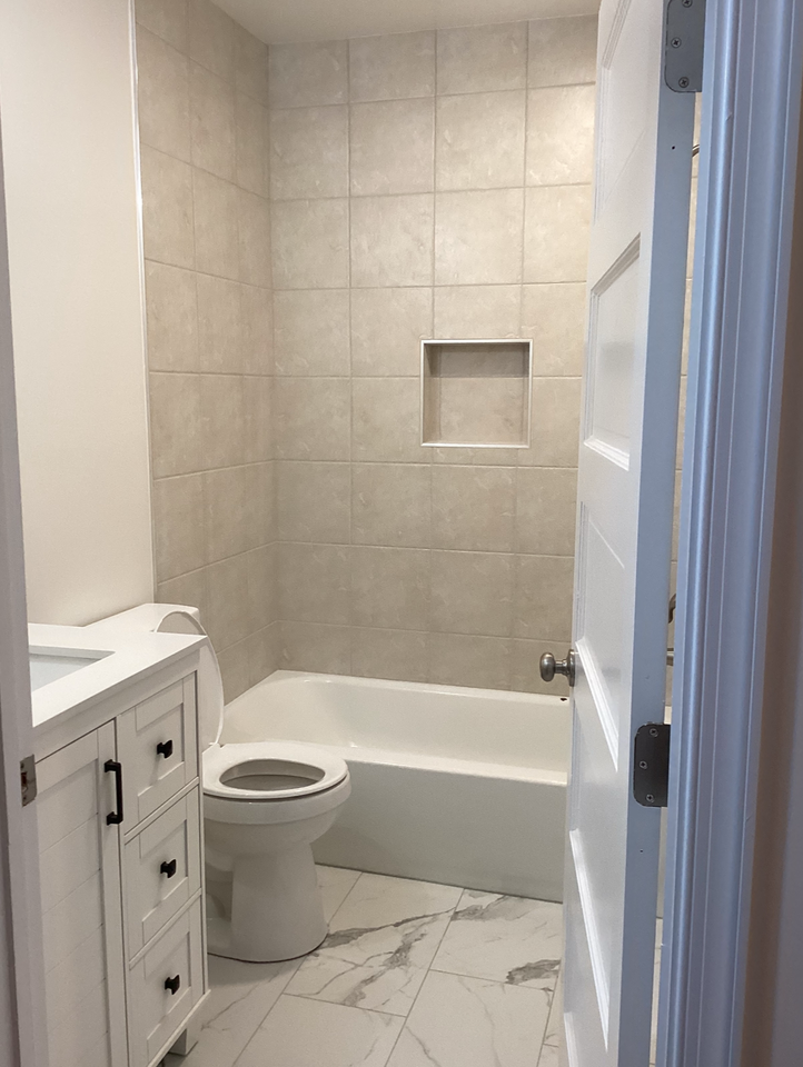 249 E Offutt St #251 - Photo 4 of 12