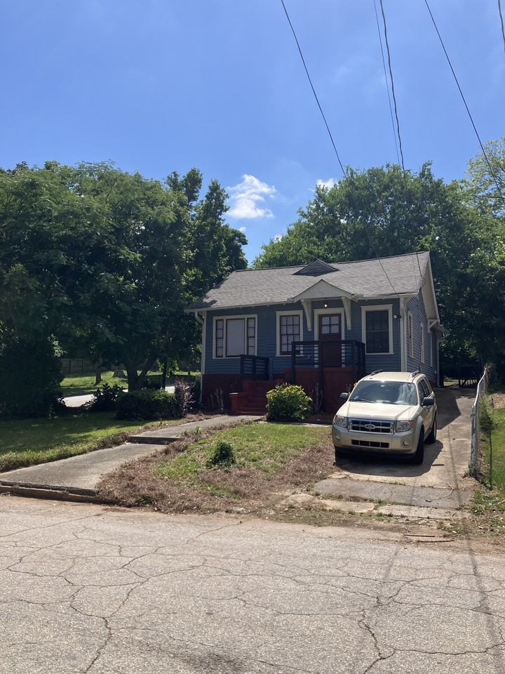 149 Clay St Se #NA - Photo 3 of 27