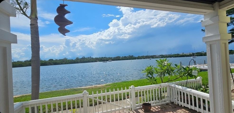 3747 Pompano Dr Se #1 - Photo 4 of 38