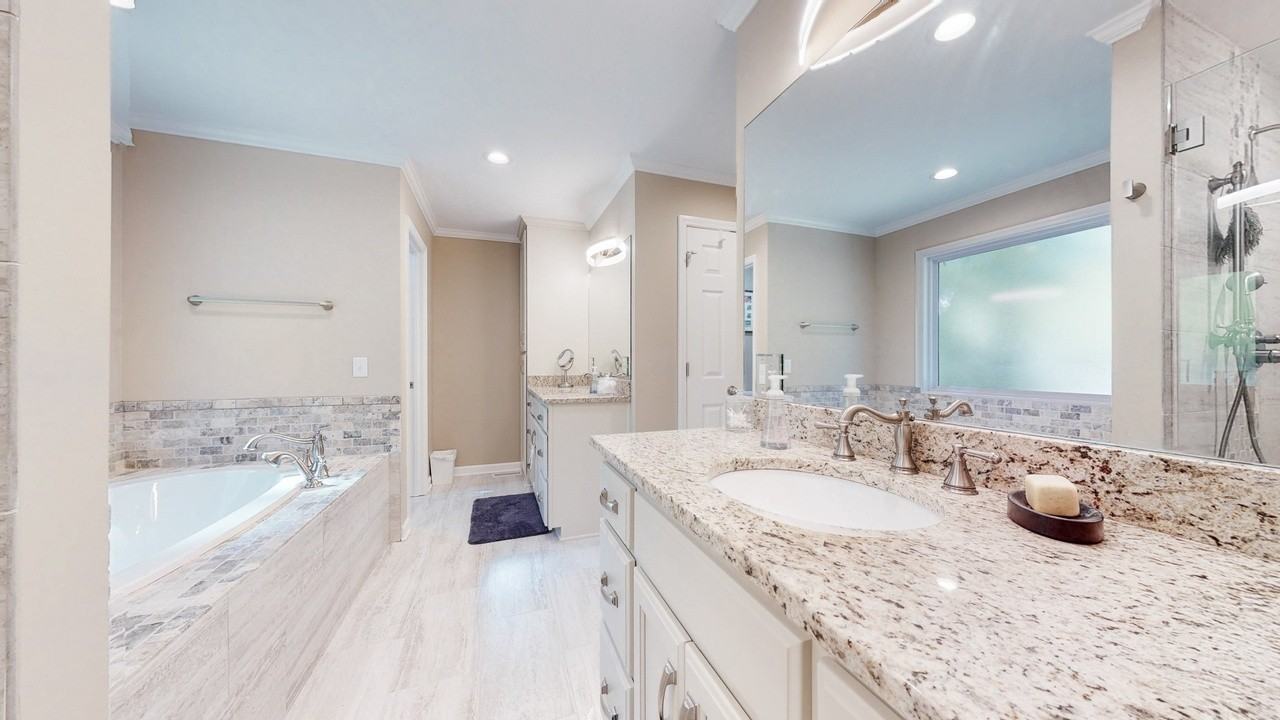 6705 Fleetwood Dr #NA - Photo 7 of 12