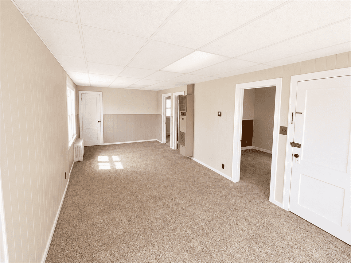 578 Dearborn Ave #2 - Photo 5 of 10