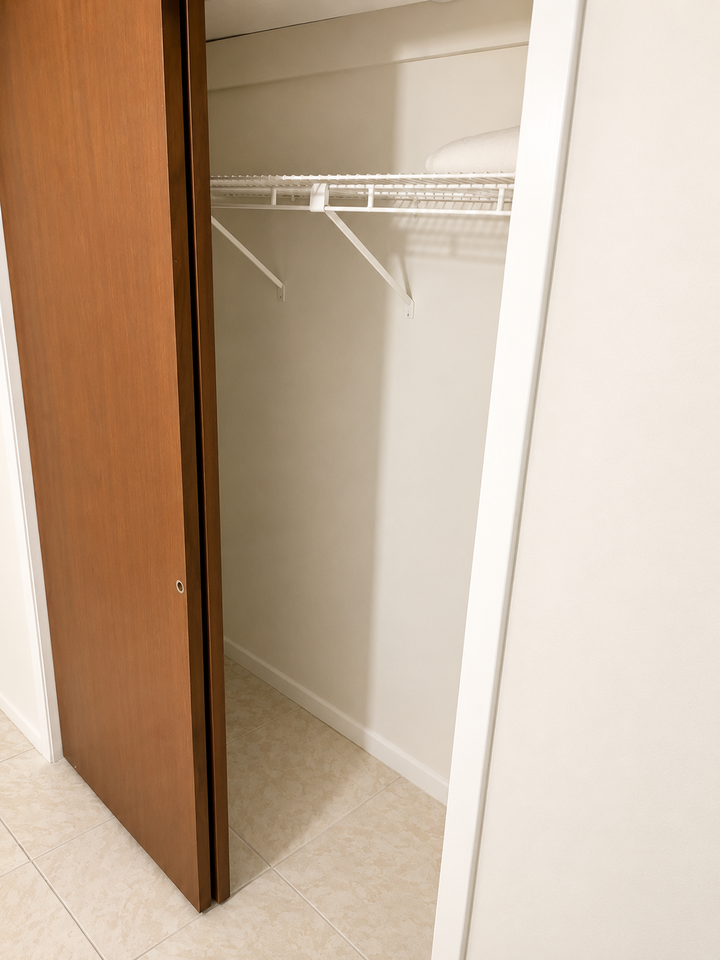 5720 Salt Kettle Ct #NA - Photo 3 of 10