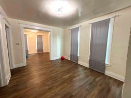 featured image of 76 Chester St #1