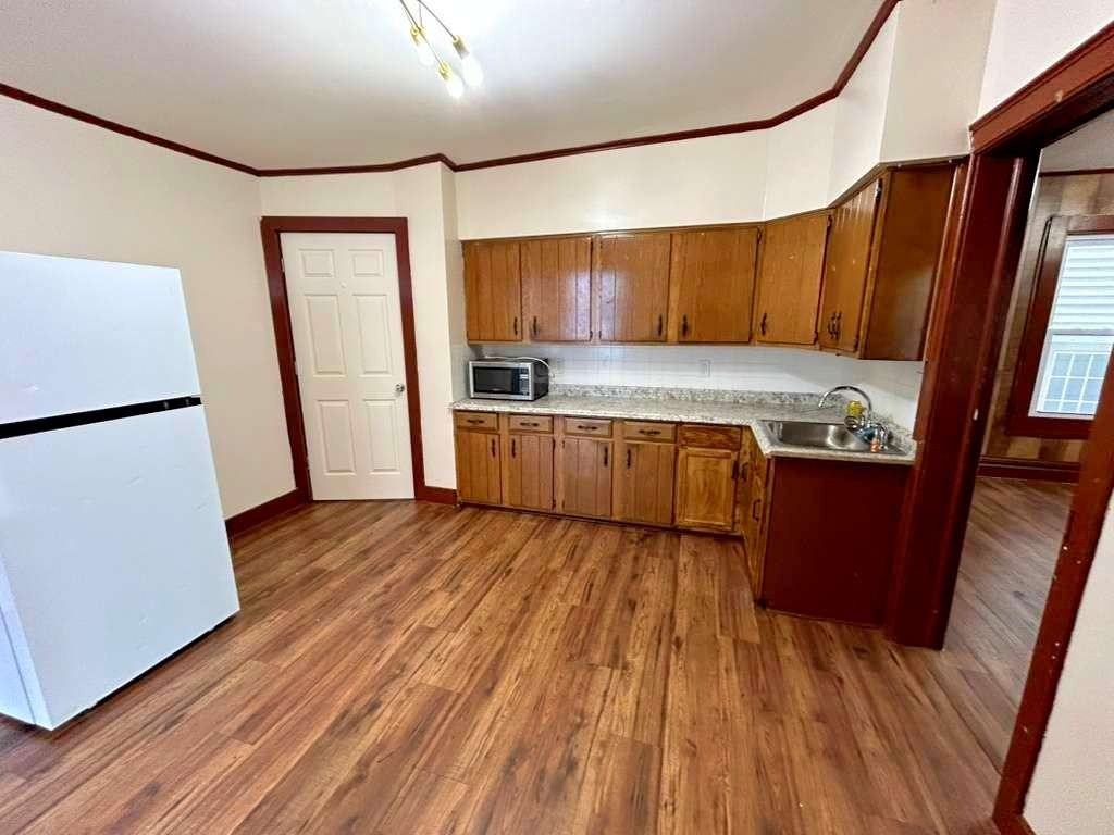 102 Wildwood Pl #1 - Photo 3 of 13