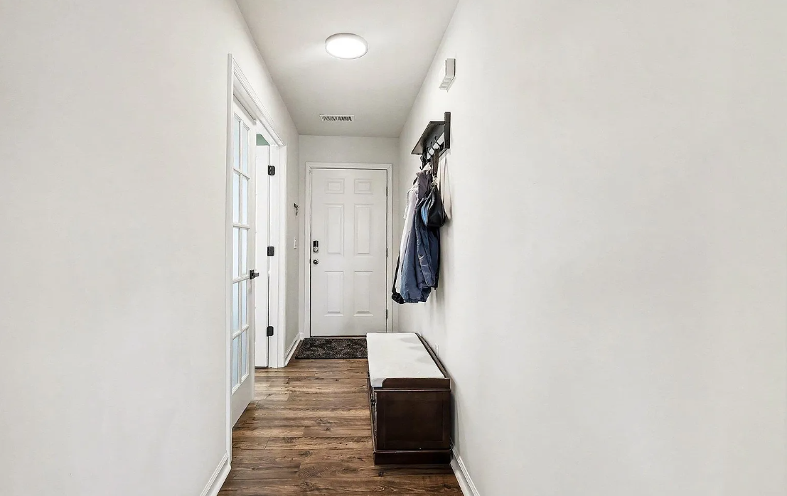 365 Valencia Cir #NA - Photo 5 of 26