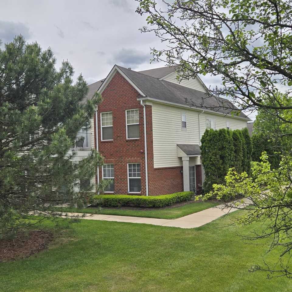 3215 Goldeneye Ln - Photo 3 of 35