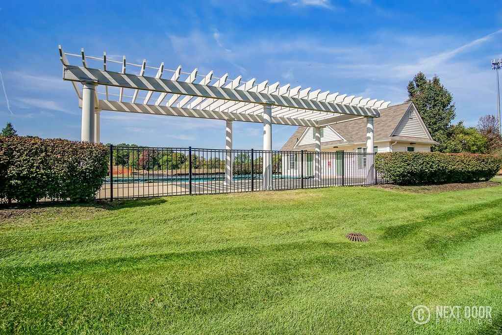 3215 Goldeneye Ln - Photo 3 of 49
