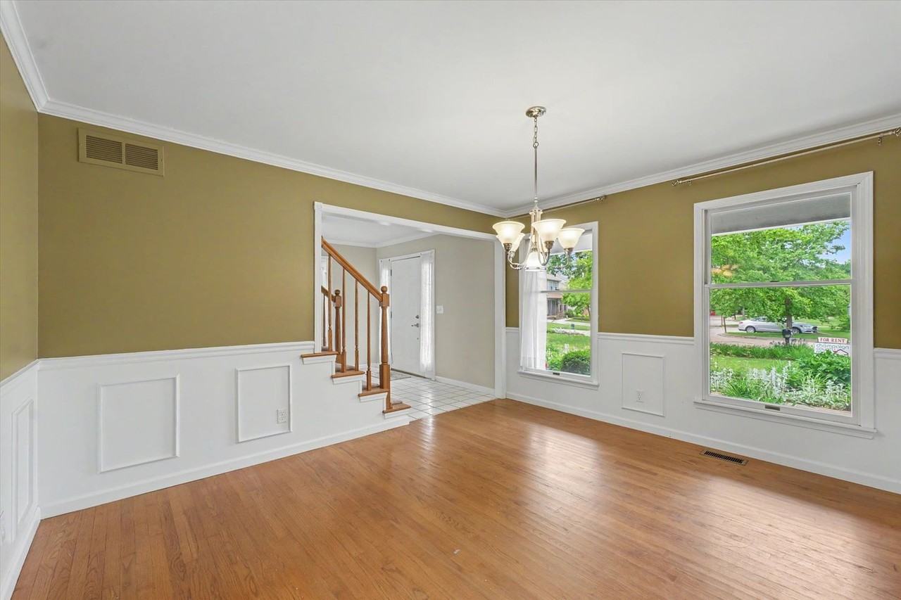 2401 Peppertree Pl - Photo 6 of 34