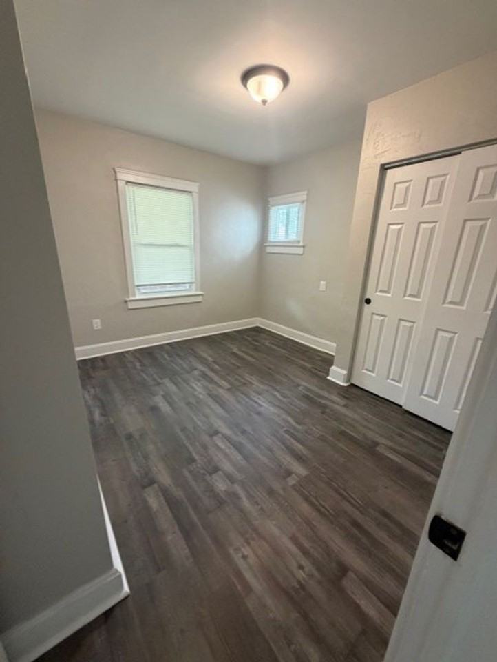 1005 Minor Ave - Photo 6 of 11