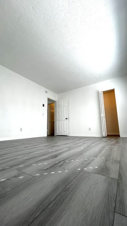 6th St & Raymond Ave #1 - Photo 6 of 13