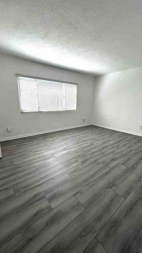 6th St & Raymond Ave #1 - Photo 5 of 13