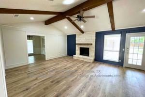 featured image of 2917 Las Palmas Ln #NA