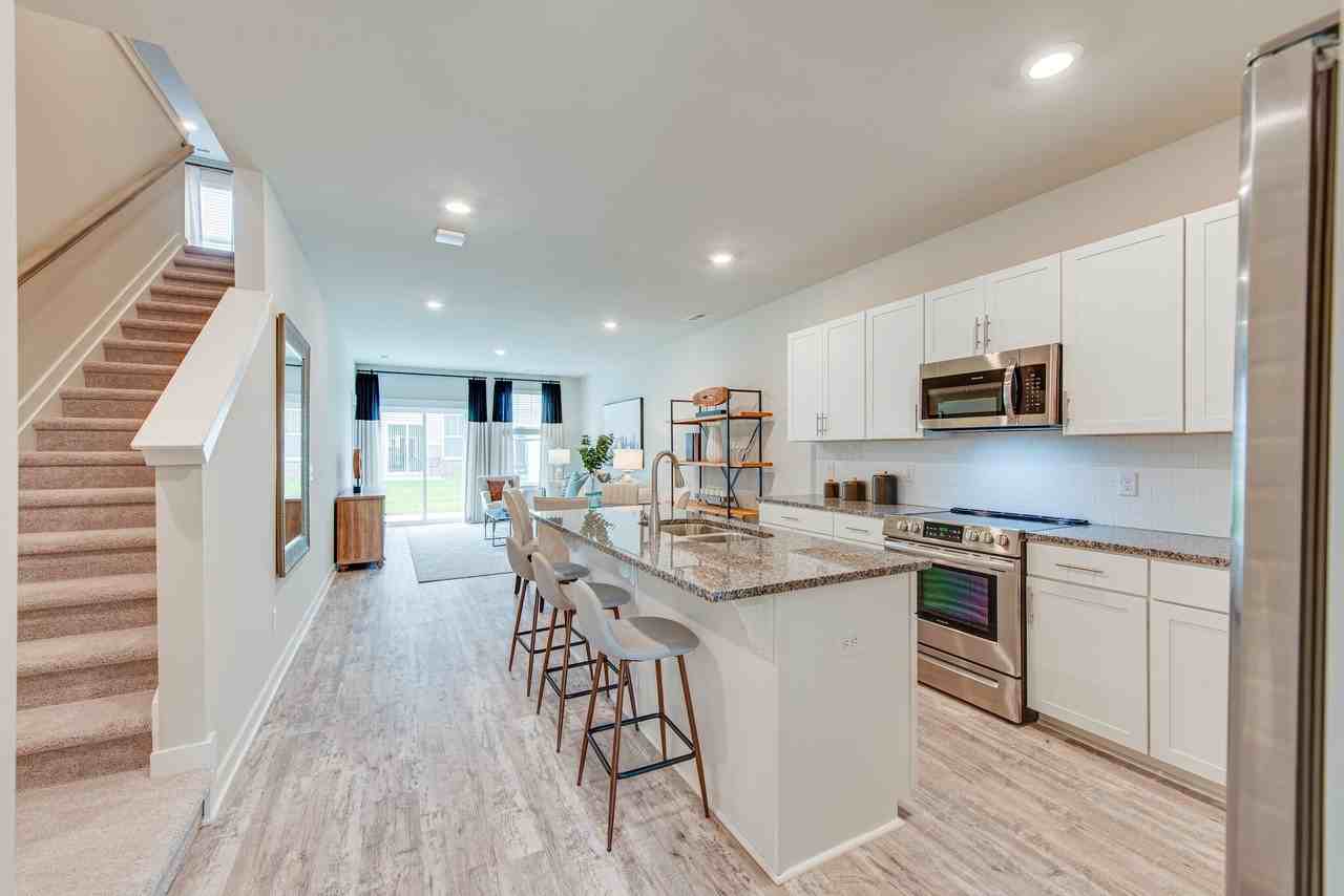 763 Mickelson Way #763 - Photo 4 of 10