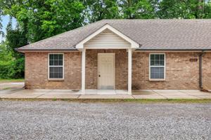 featured image of 333 Rossview Rd