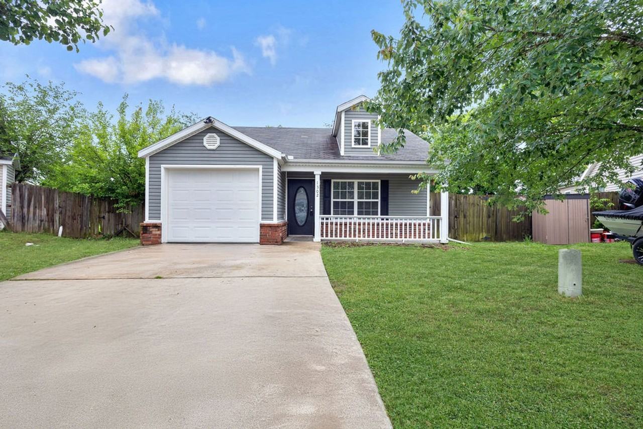 1302 S C Ct - Photo 2 of 25
