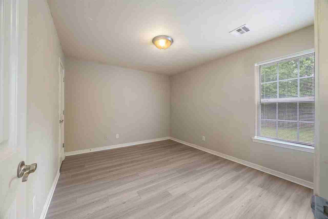 1302 S C Ct - Photo 3 of 25