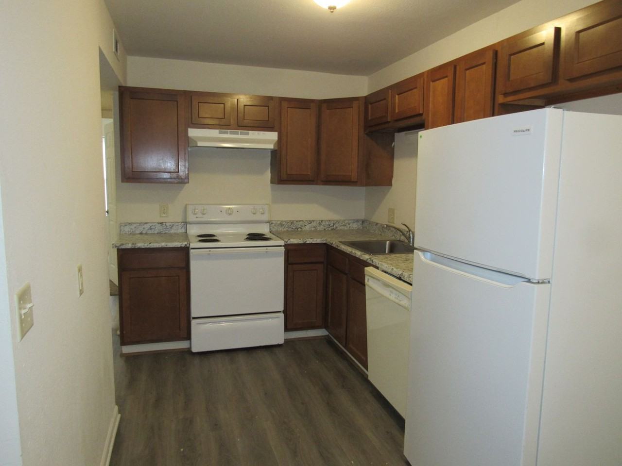 Ridgecrest Apartments - Photo 2 of 22