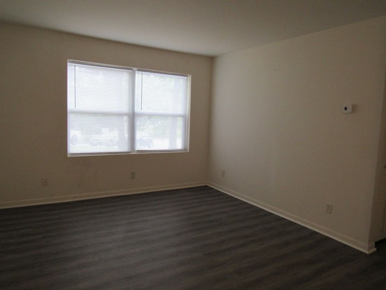 Ridgecrest Apartments - Photo 6 of 22