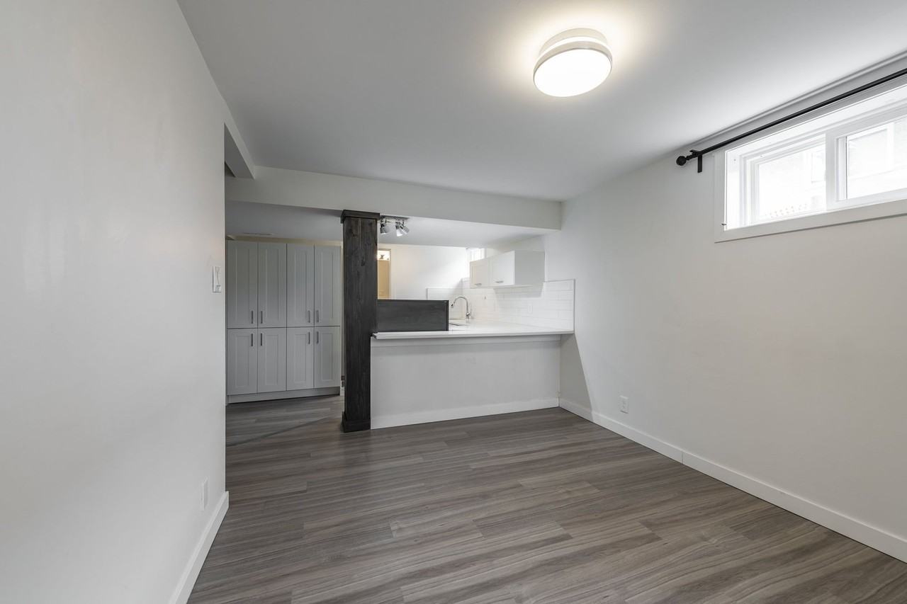 7319 113 St Nw - Photo 5 of 22