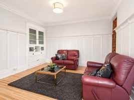 featured image of 2630 Rue Leclaire